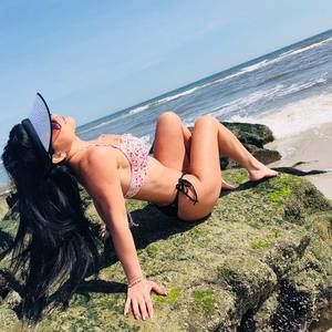 Meet your Posher, Edith